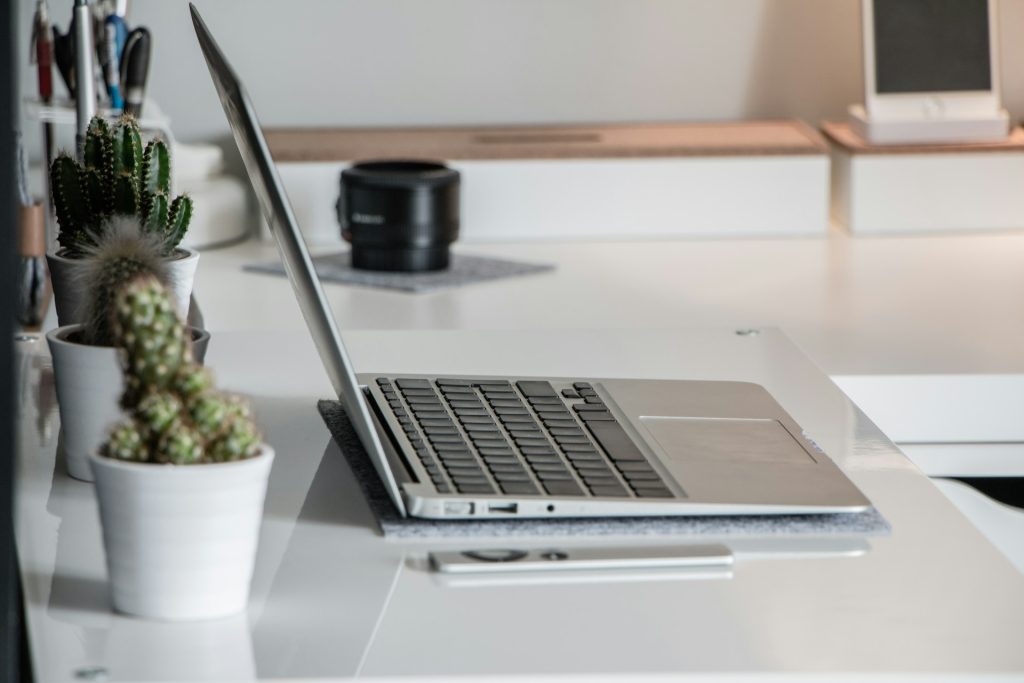 How the Right Desk Accessories Can Transform Your Workday